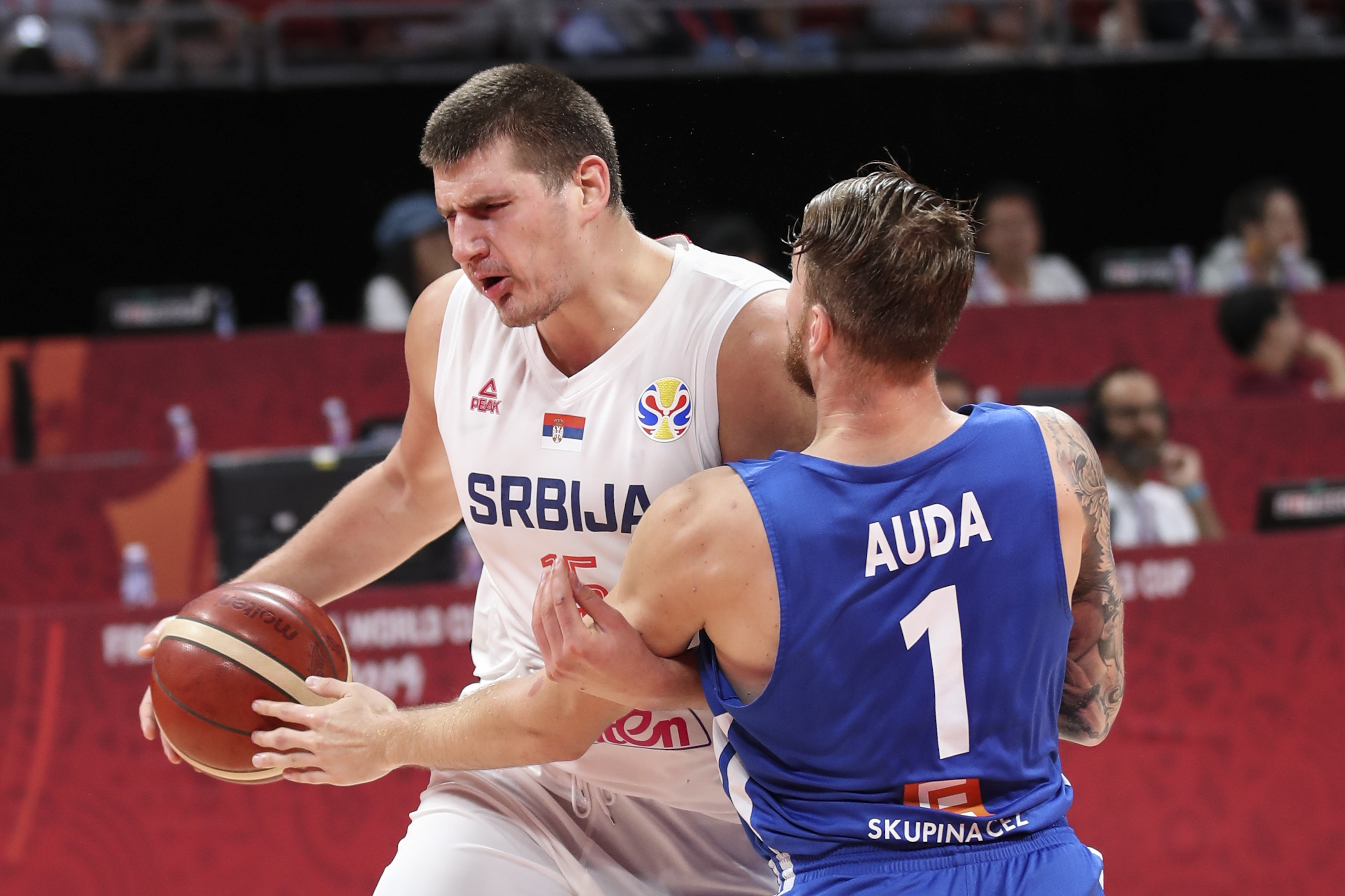 开云中国-Uzi遭遇七持续失利，塞尔维亚队教练压力巨大！-开云中国